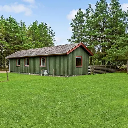 Dom wakacyjny Three-bedroom Blavand With A Fireplace 05