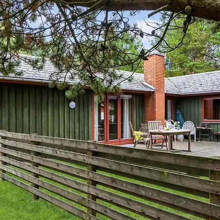 Dom wakacyjny Three-bedroom Blavand With A Fireplace 05