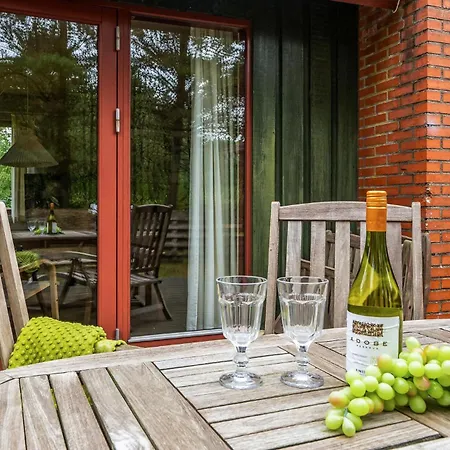 Dom wakacyjny Three-bedroom Blavand With A Fireplace 05 *